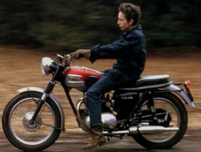 bob-dylan-triumph